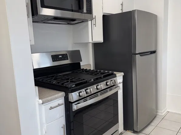 636 Acanto St, 636 Acanto St #206, Los Angeles, CA 90049