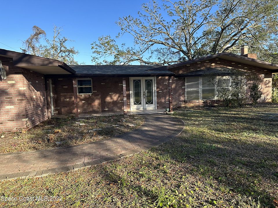 1st image of 64 Fairglen Dr