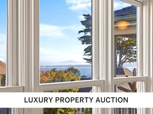 218 4th St, Pacific Grove, CA 93950