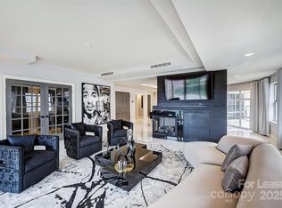 520 E Martin Luther King Jr Blvd #1102, Charlotte, NC 28208