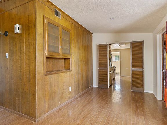 4th image of 2610 Alamosa Dr