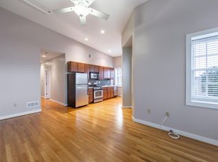 5 Rittenhouse Pl APT 32, Ardmore, PA 19003