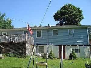 2nd image of 2618 Belle St