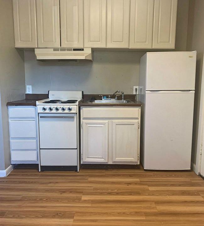 2nd image of 151 N Hampshire Ln APT 2