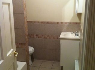 6220 Race St #1, Philadelphia, PA 19139