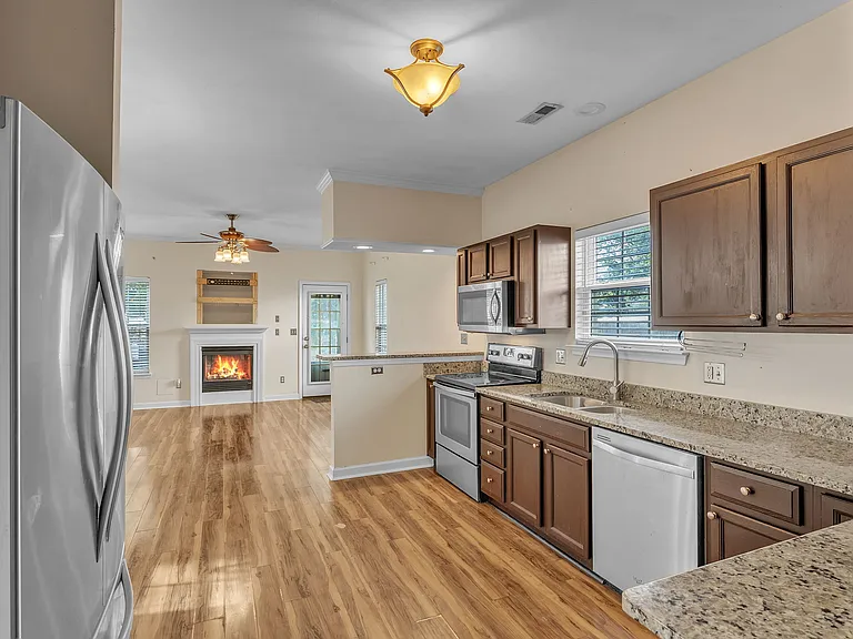 8131 Redmon Rd #B — Photo 7