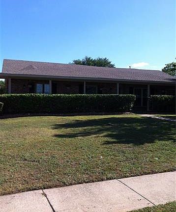3rd image of 922 Green Canyon Dr