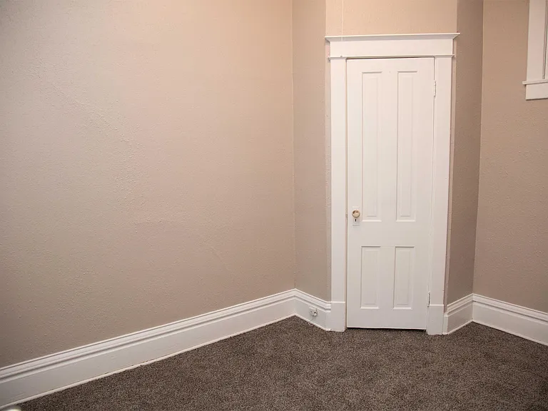 285 Cardiff St — Photo 25