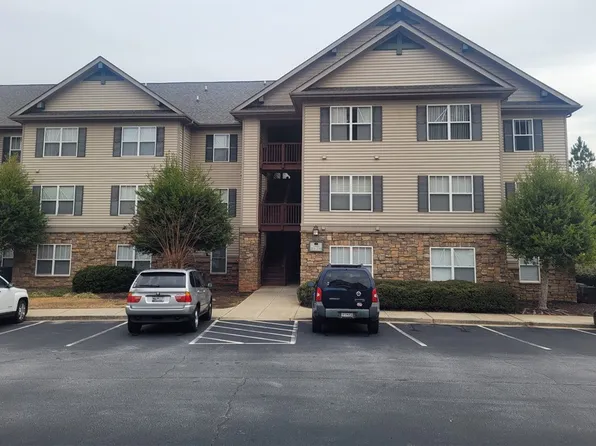 233 Harts Cove Way, Seneca, SC 29678