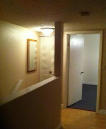 3rd image of 315 Palm Cir E