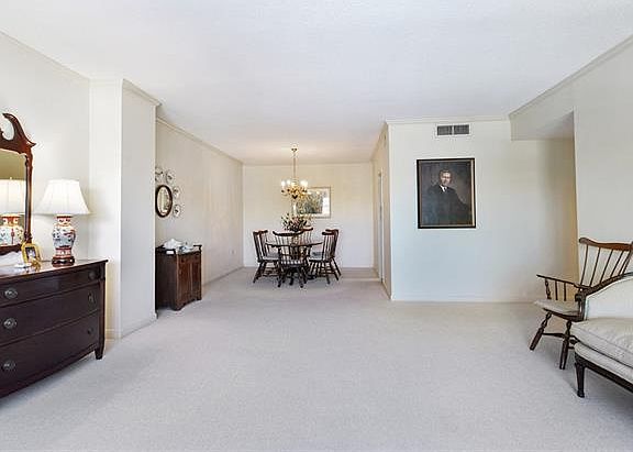 4th image of 1750 Saint Charles Ave APT 615