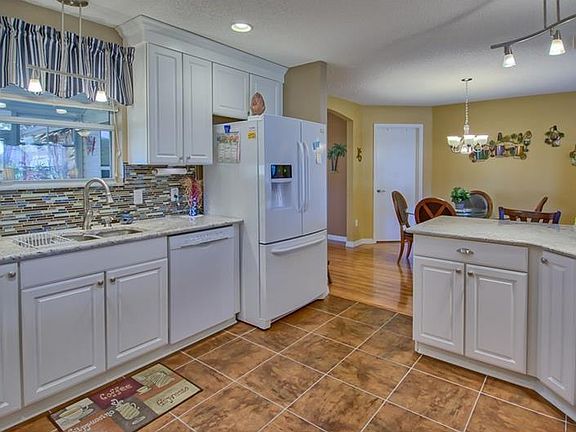 5th image of 2108 Santo Domingo Dr