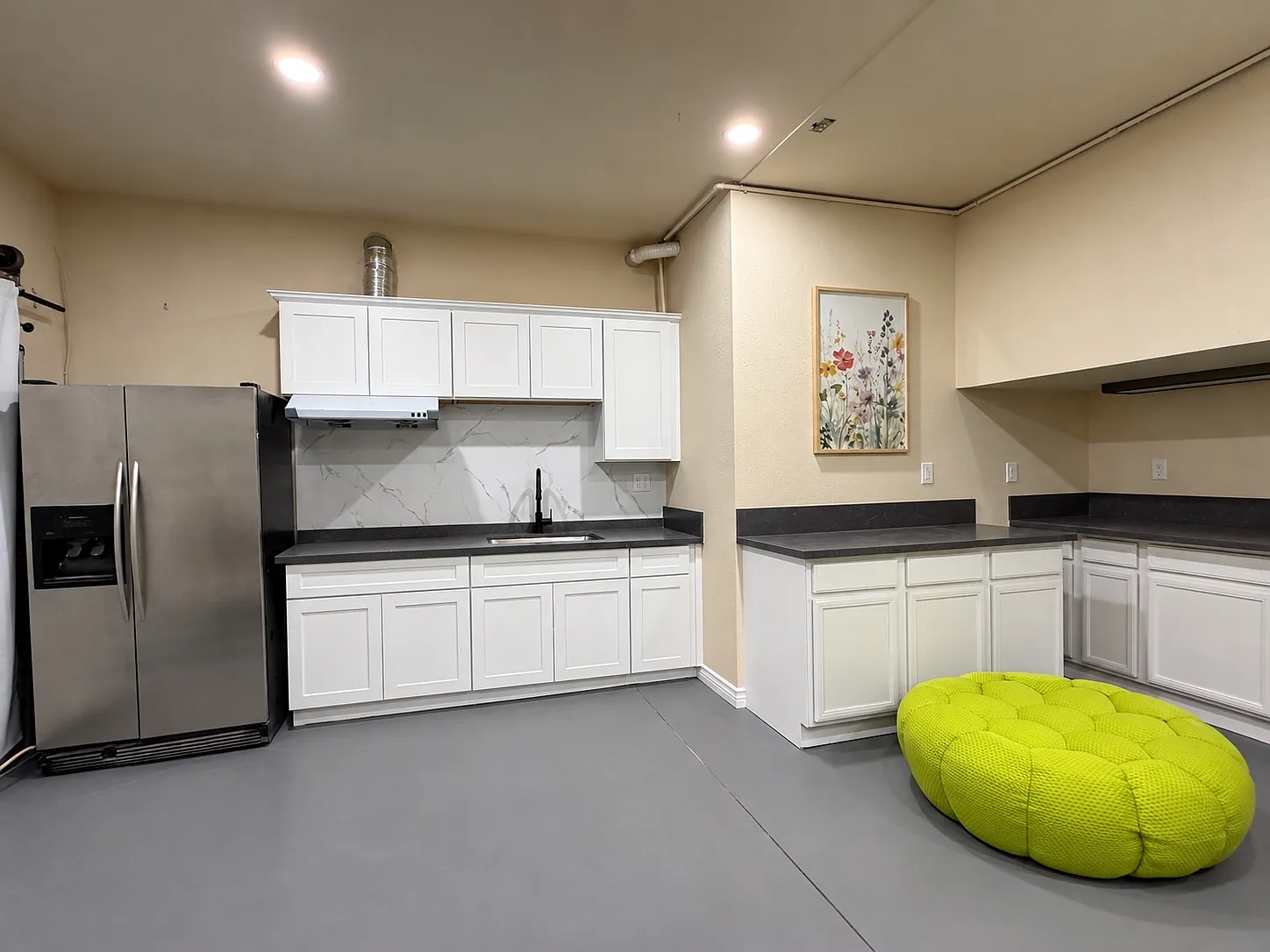 1 bed, 1100 sqft, $1,800 — Photo 2