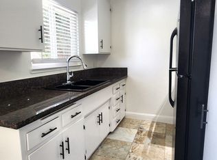 260 Chiquita Ave #8, Mountain View, CA 94041
