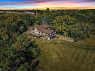 14239 N 39th Ave E, Grinnell, IA 50112