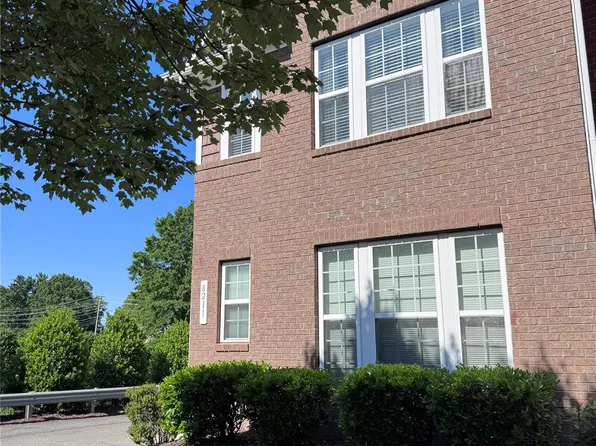 8211 Viewpoint Ln, Cornelius, NC 28031