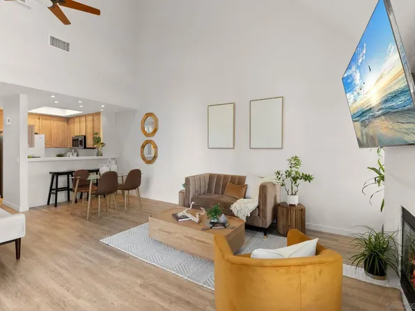 2218 River Run Dr Unit 109, San Diego, CA 92108
