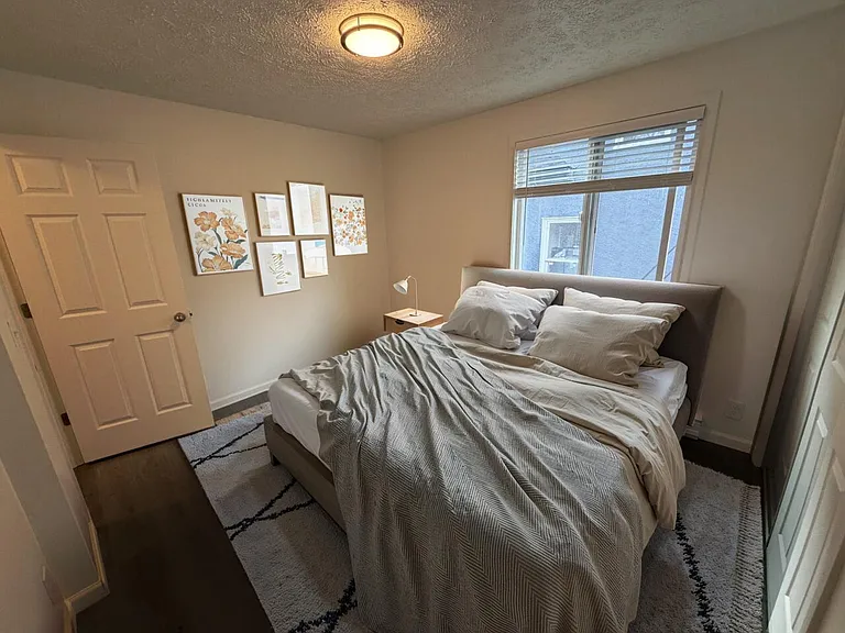 1119 W 11th Ave #7 — Photo 3