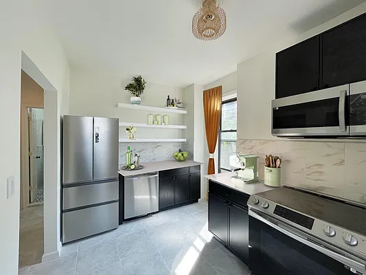 Rented by Pear NYC LLC | media 20