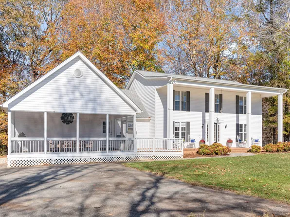 2010 Sunday Dr, Mebane, NC 27302