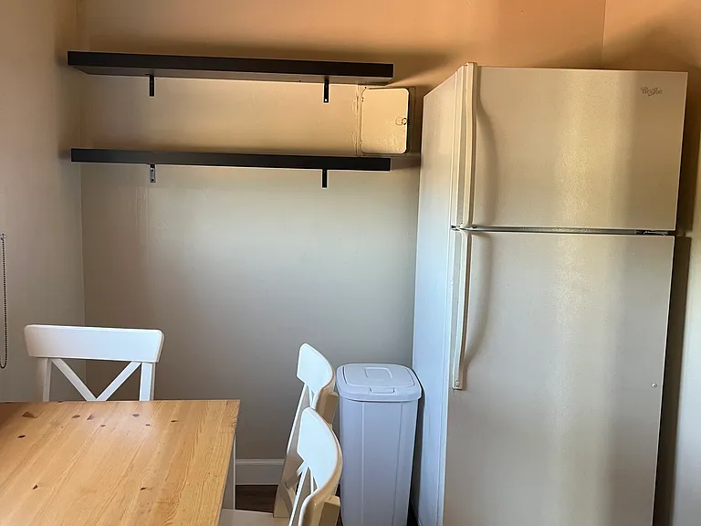 826 Birch Ave #C — Photo 5
