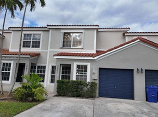 Lakeview Townhomes, Hollywood, FL 33025