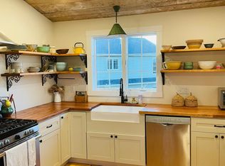 41 Bryant Ln #2, Kennebunkport, ME 04046