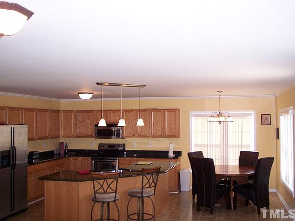 5th image of 160 Tangueray Dr