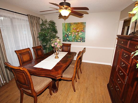 Formal Dining