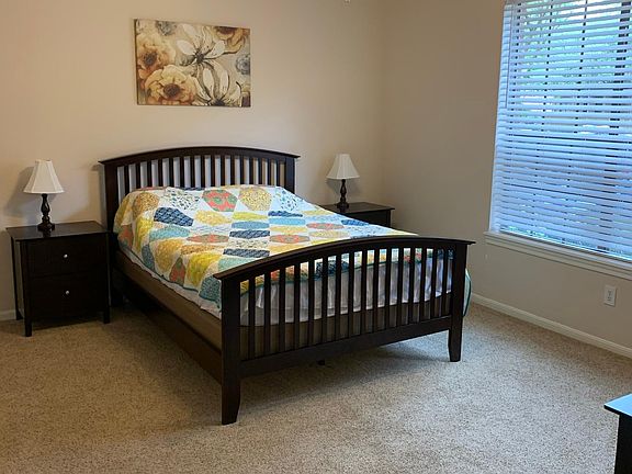 5th image of 2255 Braeswood Park Dr APT 147