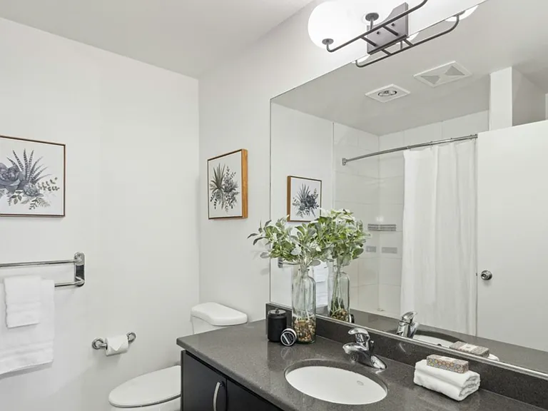 2504 Western Ave #622 — Photo 9