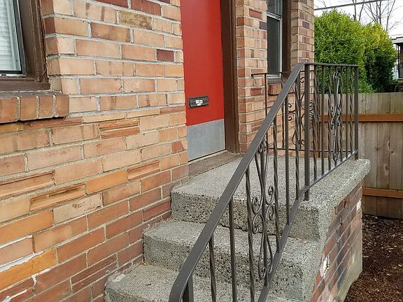 4th image of 326 NE 65th St #11547453