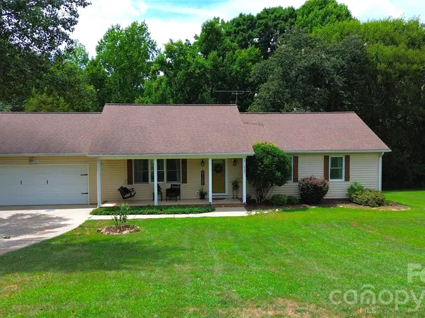 2507 Otis Dellinger Rd, Lincolnton, NC 28092