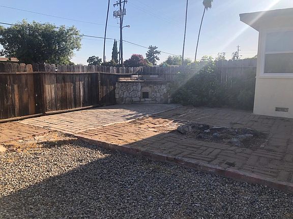 4th image of 6185 N Glenn Ave