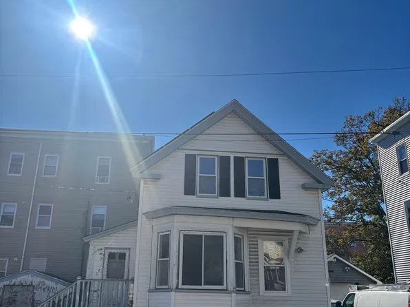 12 Center St, Lawrence, MA 01841