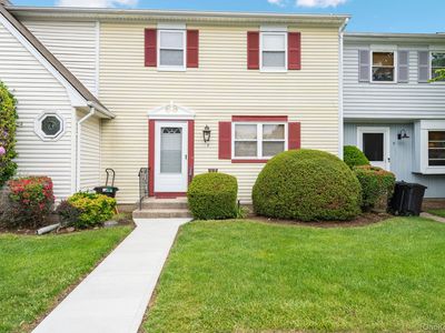 7 Merrimac Court, Coram, NY, 11727