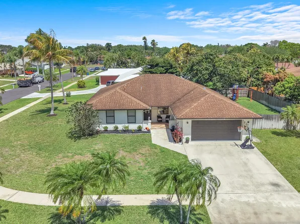 107 Segovia Avenue, Royal Palm Beach, FL 33411