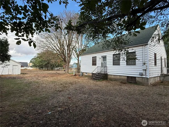 40 NW B Street, College Place, WA 99324