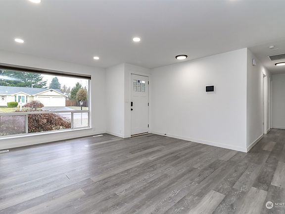 4th image of 15003 114th Avenue Ct E