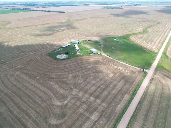 0 5th Ave, McPherson, KS 67460