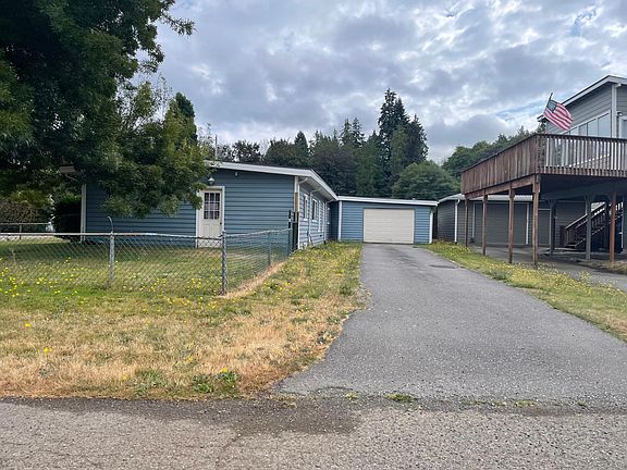 3rd image of 2189 Nubling Ave E