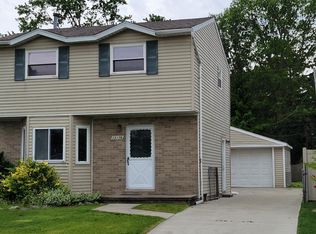 23176 Elmira St, Clinton Township, MI 48035