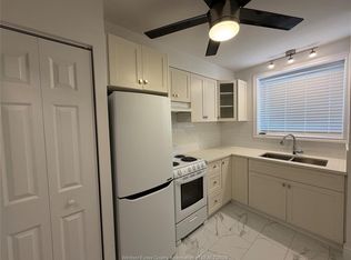 2490 Rivard Ave #12, Windsor, ON N8T2H2