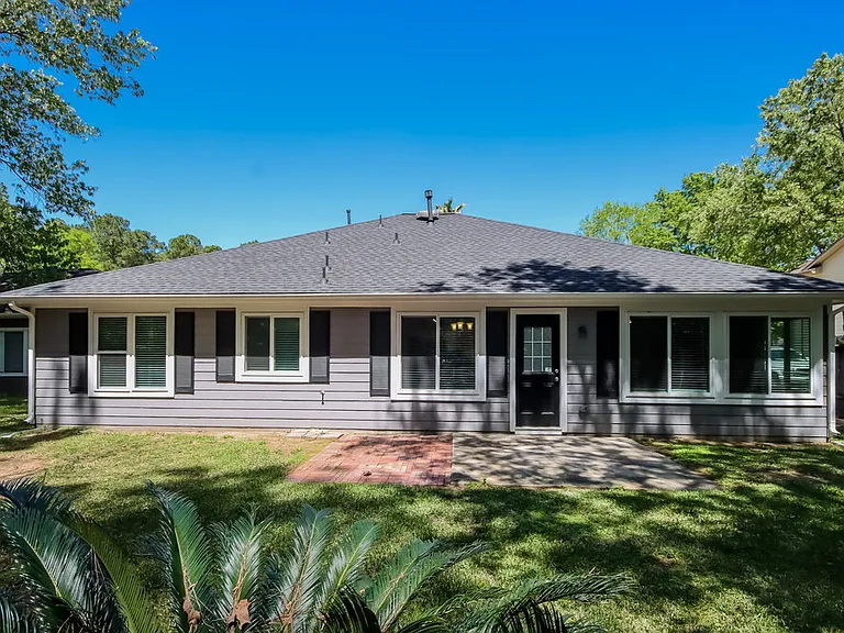 18154 Windy Oaks Ct — Photo 16