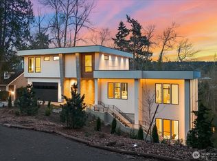 3806 95th Avenue NE, Yarrow Point, WA