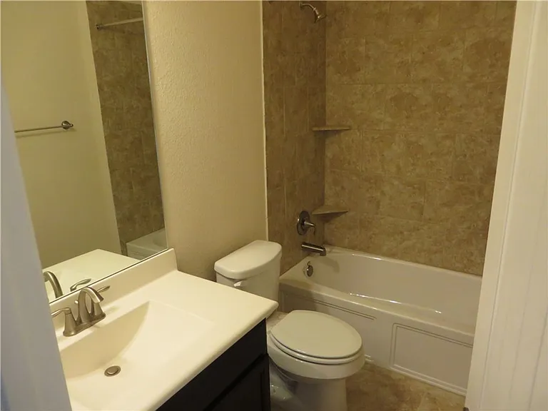 1220 Gaviota Ln — Photo 17
