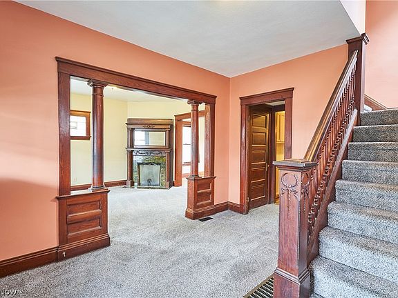 2nd image of 3218 Marvin Ave