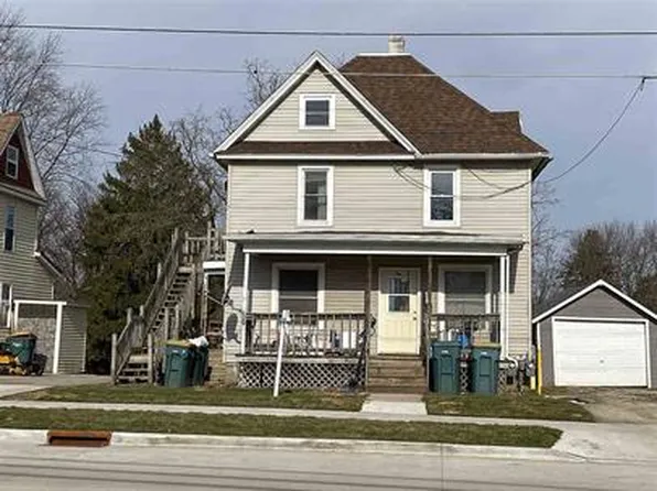 916 S Spring St #916, Beaver Dam, WI 53916