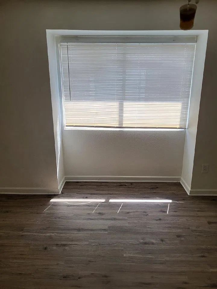 2 bed, 1.5 bath, 1100 sqft, $875 — Photo 3