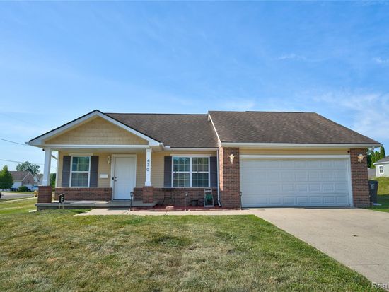 470 E Wood St, Flint, MI 48503